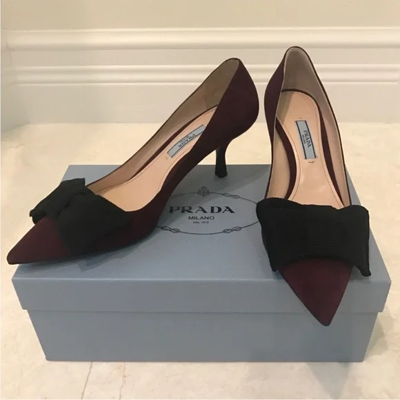 Prada Kitten Heels - Calzature Donna Suede Pumps in Granato - Picture 8 of 8